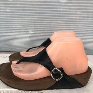 FitFlop Lulu Women’s Black Leather Sandals Adjustable Buckle Sandals Size 9